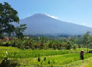 mitos terowongan gunung slamet