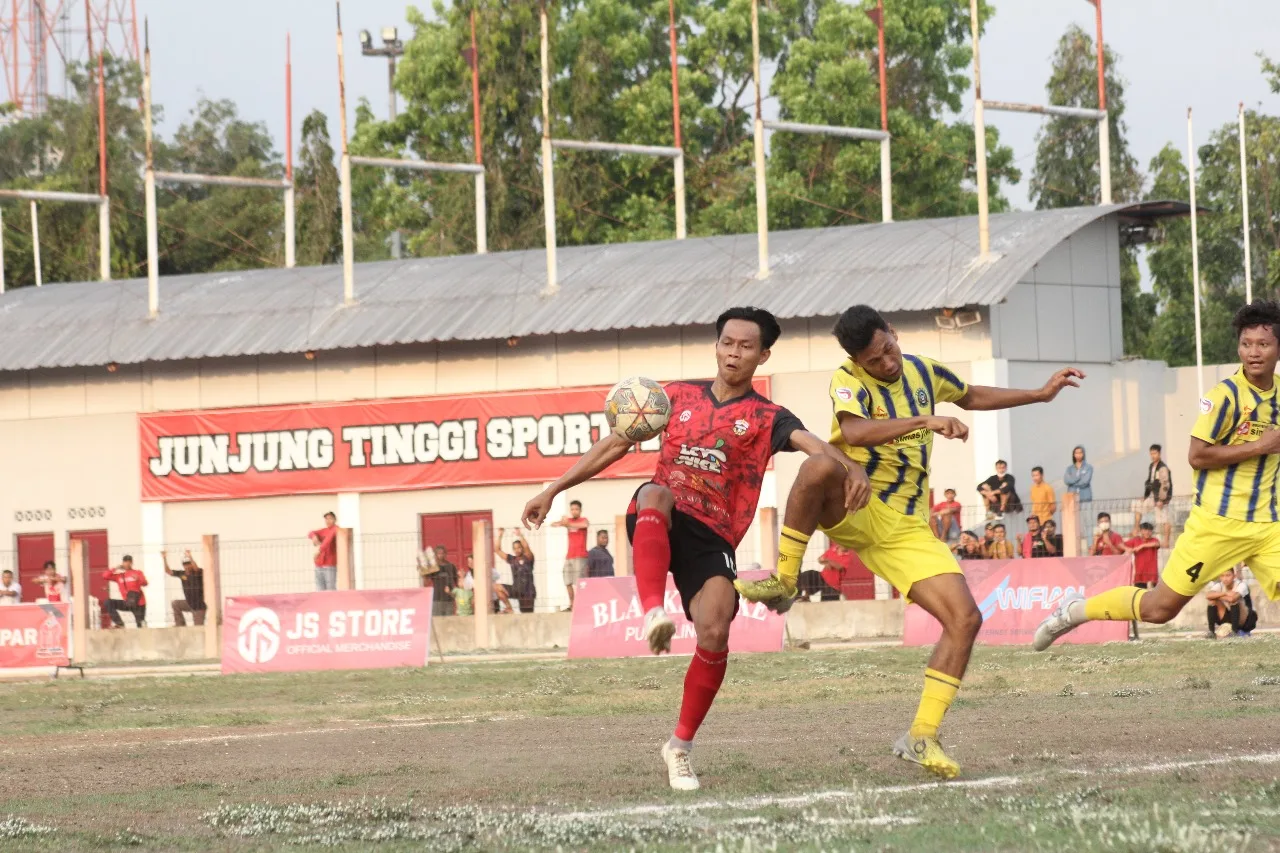 Persibangga kokoh di puncak