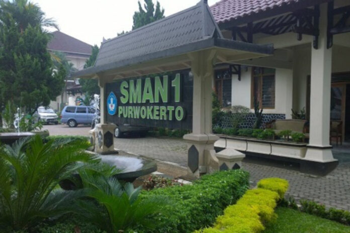 Sman Purwokerto Peringkat Pertama Ini Sma Negeri Terbaik Di