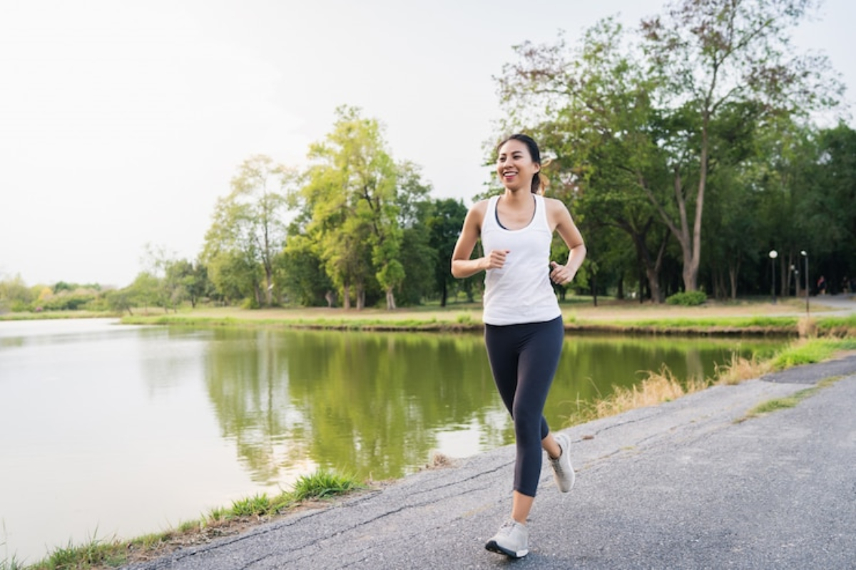 Jogging 1 Jam Membakar Berapa Kalori_