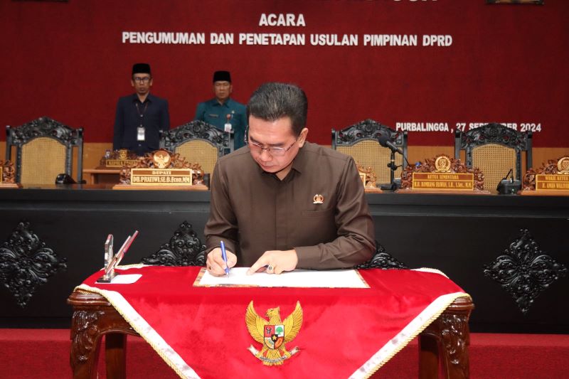 Ketua DPRD Purbalingga 