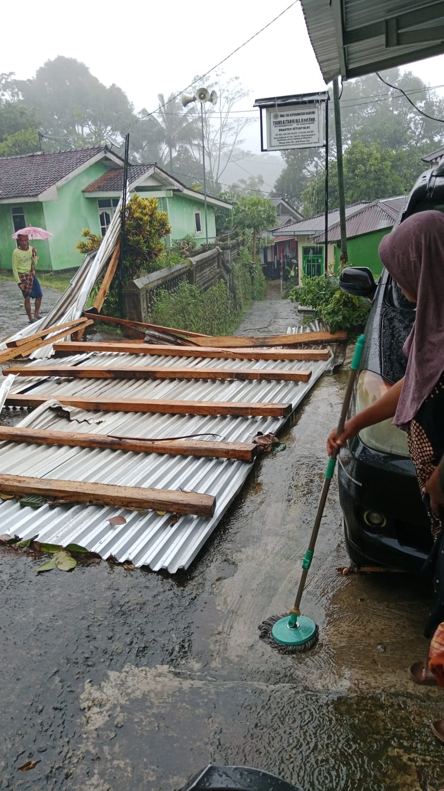 Angin kencang di wonosobo 