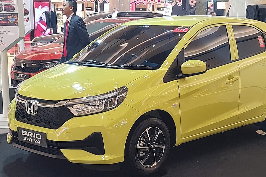 Honda Brio Satya E CVT: Mobil LCGC Termahal dengan Pajak Tahunan Terjangkau