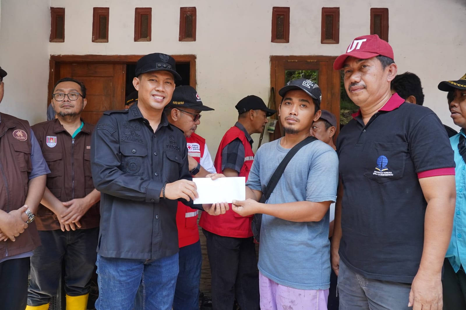 Bupati Cilacap 