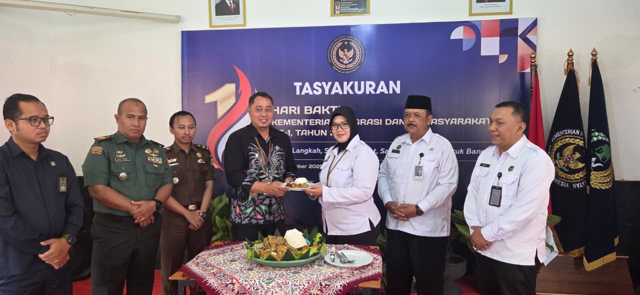 Tasyakuran Hari Bakti Ke-1 Kementrian Imigrasi dan Pemasayrakatan, di Rutan Kelas IIB Banyumas, Rabu (19/11/2025).(dok Rutan Banyumas)