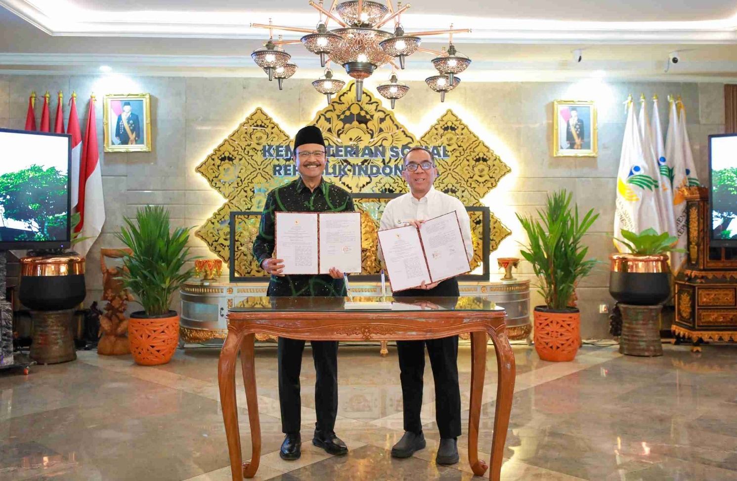 Sinergi Besar Mensos dan Mendiktisaintek terkait Pendidikan & Sosial: Arahkan Lulusan Sekolah Rakyat ke Kampus dan Dunia Kerja. (Foto : Kemensos)