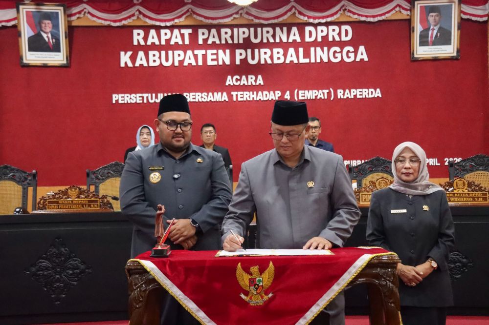 setujui empat raperda